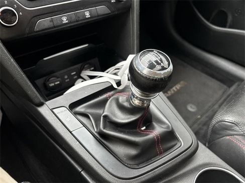 Used 2018 Hyundai Elantra Sport image 20