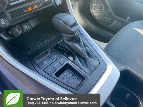 Used 2025 Toyota RAV4 XLE image 22