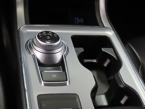 Used 2022 Ford Edge SEL w/ Convenience Package image 11