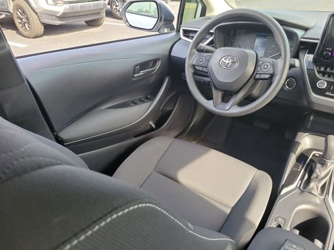 Used 2024 Toyota Corolla LE image 15