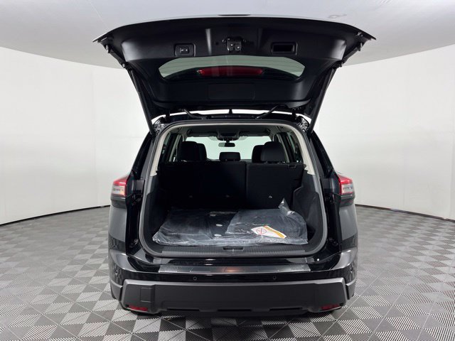 Certified 2026 Nissan Rogue SV FWD image 46
