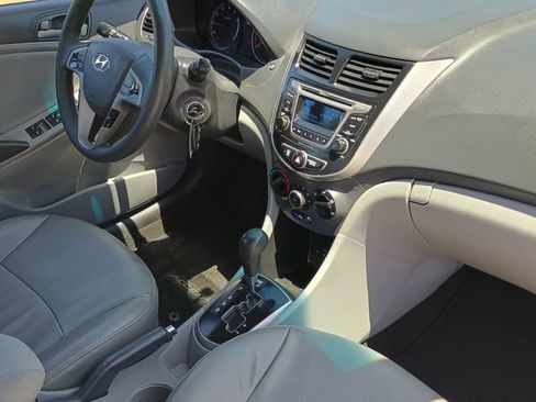 Used 2016 Hyundai Accent SE w/ Option Group 02 FWD image 32