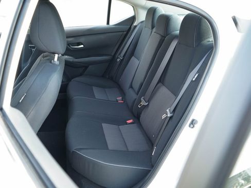 Used 2022 Nissan Sentra SV image 33