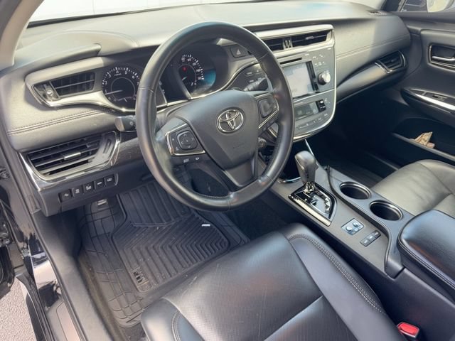 Used 2018 Toyota Avalon Limited FWD image 16