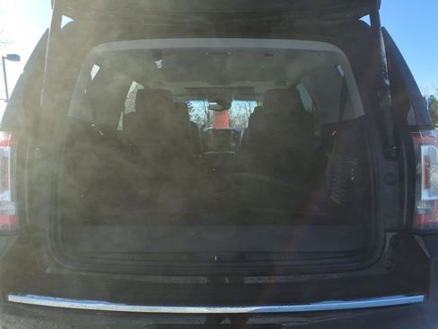 Used 2020 GMC Yukon Denali image 10