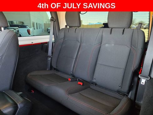 Used 2021 Jeep Wrangler Rubicon AWD/4WD image 13
