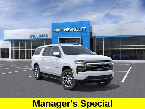 New 2026 Chevrolet Suburban Premier w/ Sun And Tow Package AWD/4WD image 1