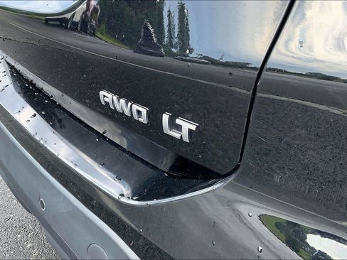 Used 2024 Chevrolet Equinox LT AWD/4WD image 8