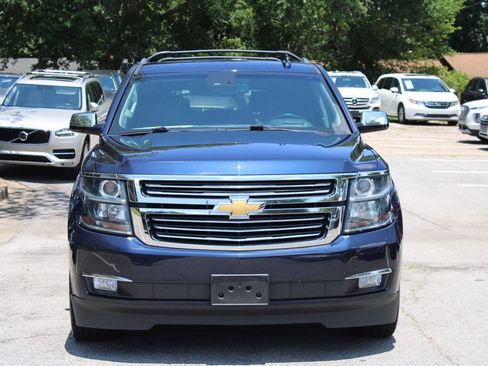 Used 2017 Chevrolet Suburban Premier AWD/4WD image 2