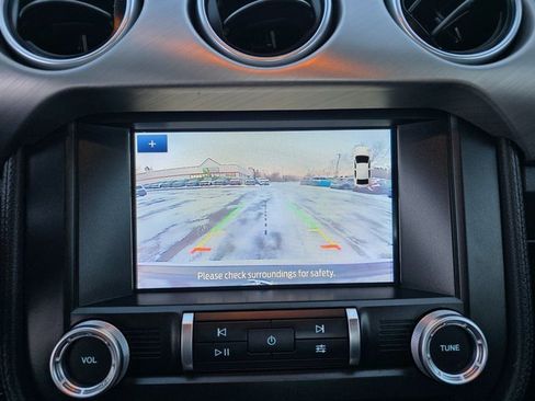 Used 2022 Ford Mustang Premium image 21