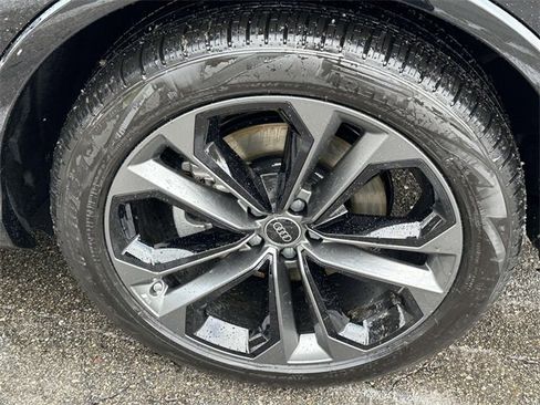 New 2026 Audi Q7 3.0T Premium Plus image 4
