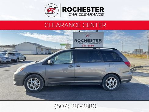 Used 2005 Toyota Sienna XLE image 1