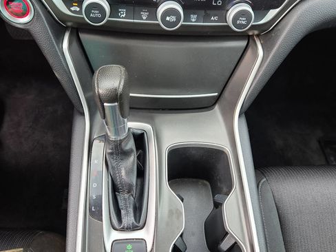 Used 2018 Honda Accord LX image 10