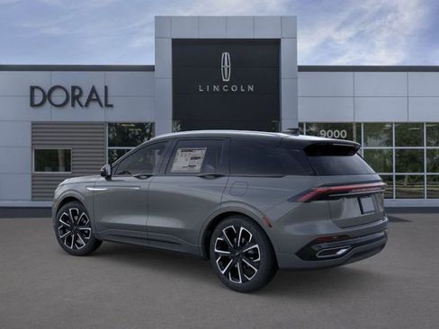 New 2025 Lincoln Nautilus Reserve image 4