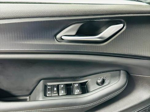 Certified 2023 Jeep Grand Cherokee Altitude image 22