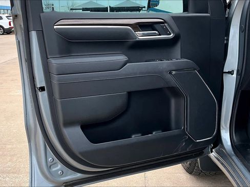 New 2026 Chevrolet Silverado 1500 RST w/ LPO, Dark Essentials Package image 11