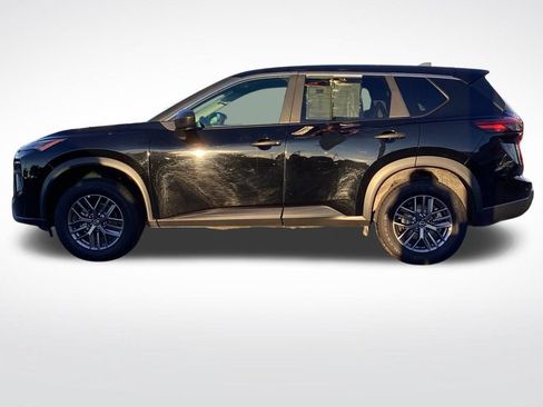 Used 2024 Nissan Rogue S AWD/4WD image 6