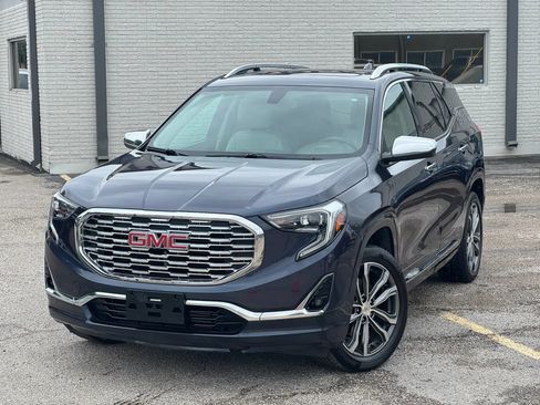 Used 2019 GMC Terrain Denali AWD/4WD image 2