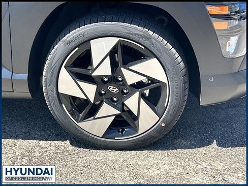 New 2027 Hyundai Kona Limited FWD image 9