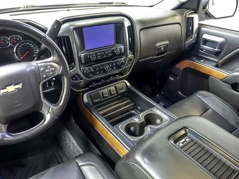 Used 2018 Chevrolet Silverado 1500 LTZ w/ Sport Package AWD/4WD image 18