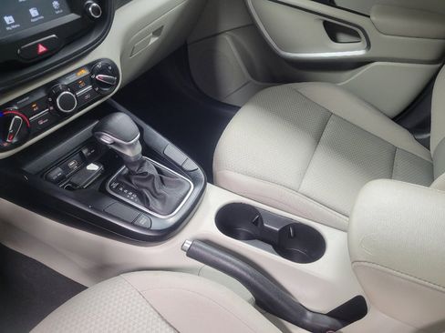 Used 2020 Kia Soul LX image 26