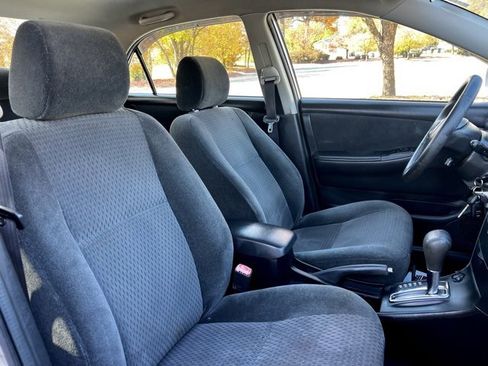 Used 2006 Toyota Corolla S image 25