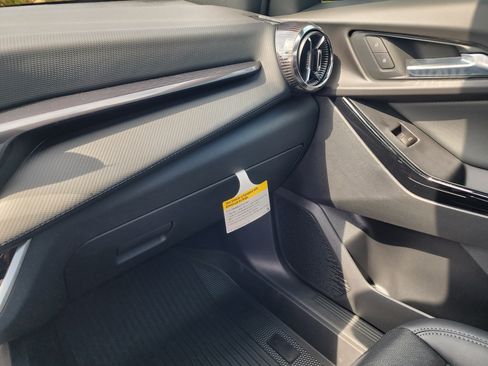 New 2026 Chevrolet Equinox LT w/ Convenience Package II image 37