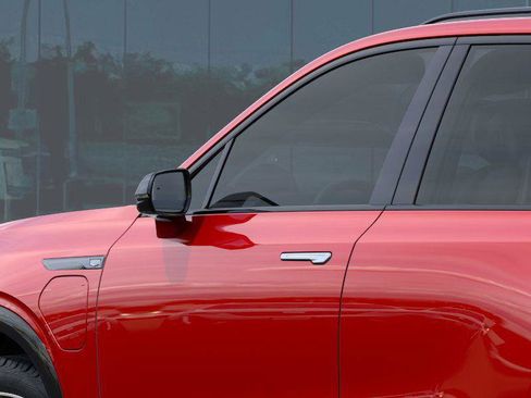 New 2026 Cadillac Vistiq Sport w/ LPO, Floor Liner Package image 13