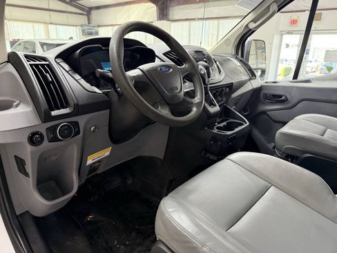 Used 2016 Ford Transit 250 130 Low Roof RWD image 16