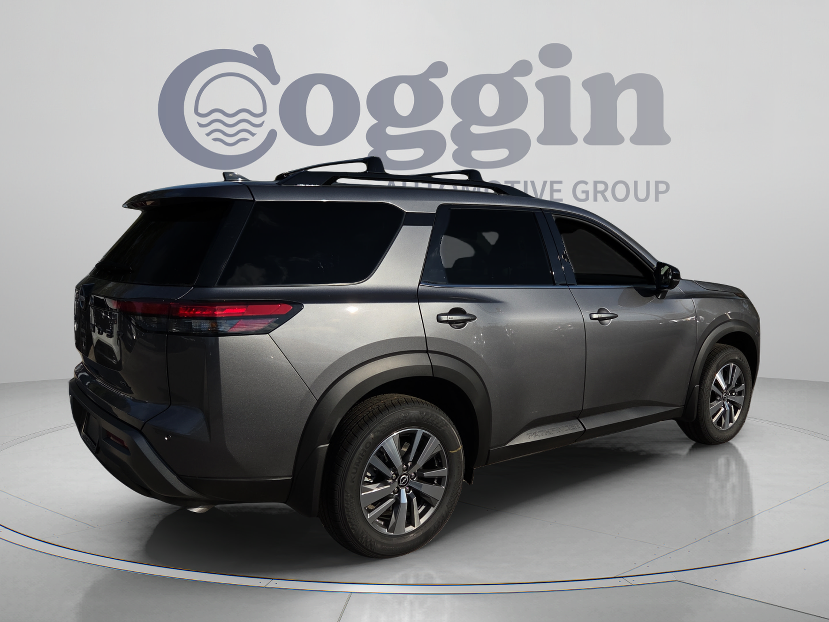 Used 2026 Nissan Pathfinder SL FWD image 5