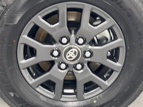 Used 2025 Toyota 4Runner SR5 image 61