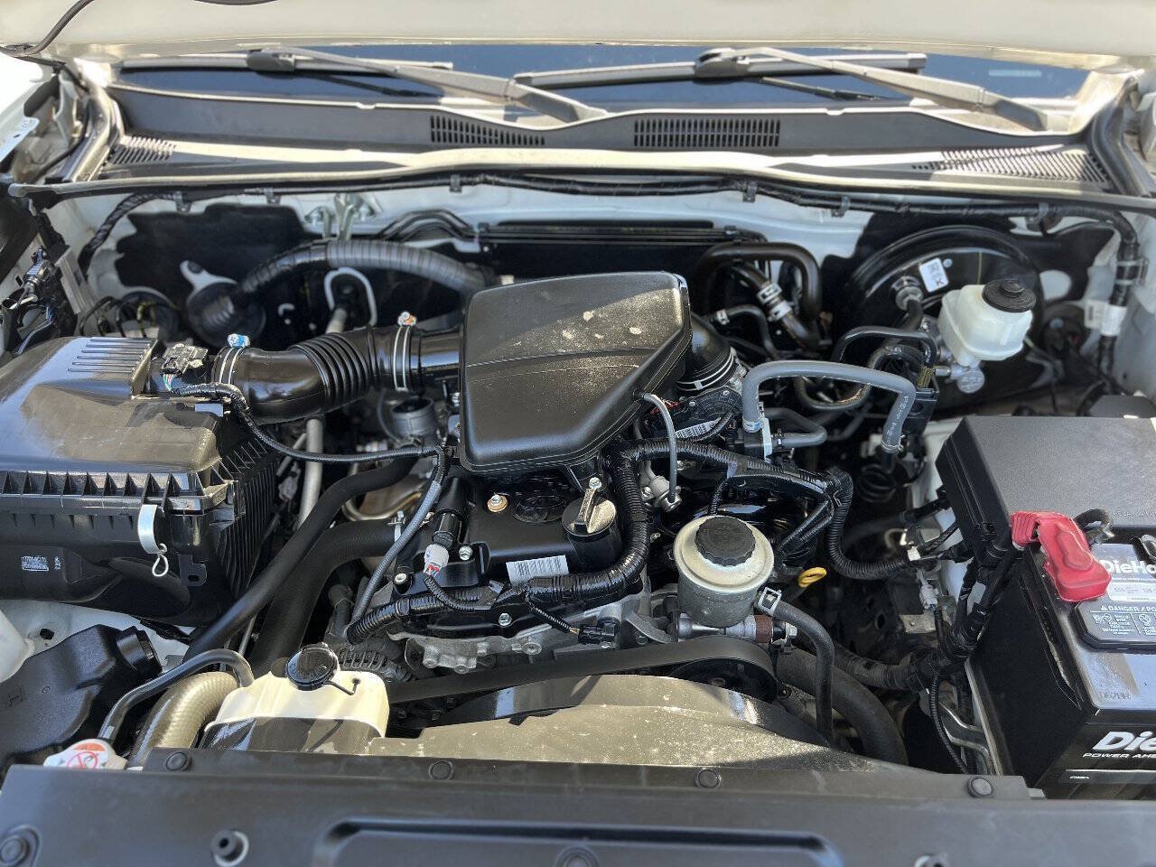 Used 2019 Toyota Tacoma SR w/ SR Convenience Package RWD image 15