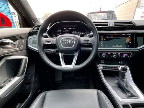 Used 2023 Audi Q3 2.0T Premium Plus image 6