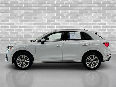 Used 2025 Audi Q3 2.0T Premium image 2