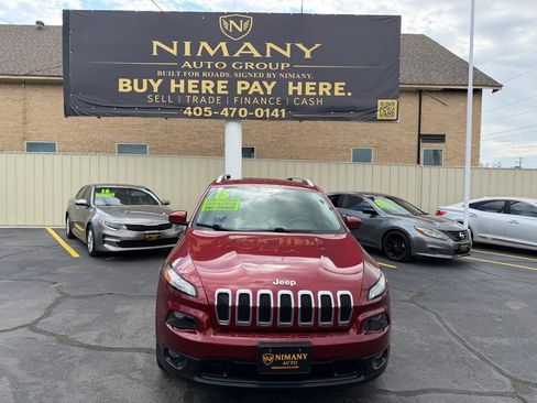 Used 2015 Jeep Cherokee Latitude w/ Comfort/Convenience Group FWD image 2