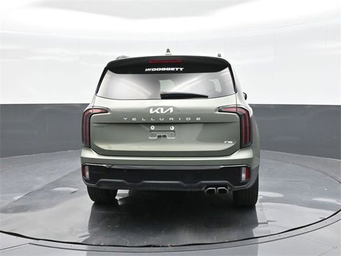 Used 2024 Kia Telluride EX X-Line image 11