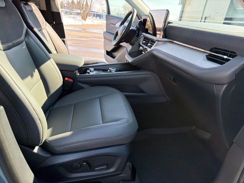 New 2026 Ford Explorer Active image 21