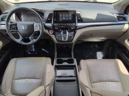 Used 2023 Honda Odyssey Elite image 7