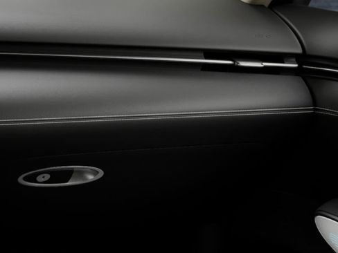 New 2026 Genesis GV70 2.5T Advanced image 25