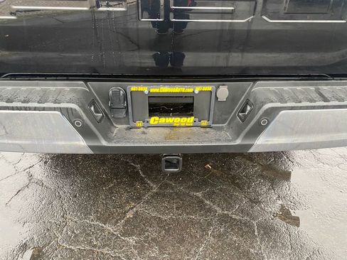 Used 2023 Ford F150 XLT image 4