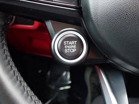 Used 2021 Alfa Romeo Stelvio Ti w/ Nero Edizione AWD/4WD image 27