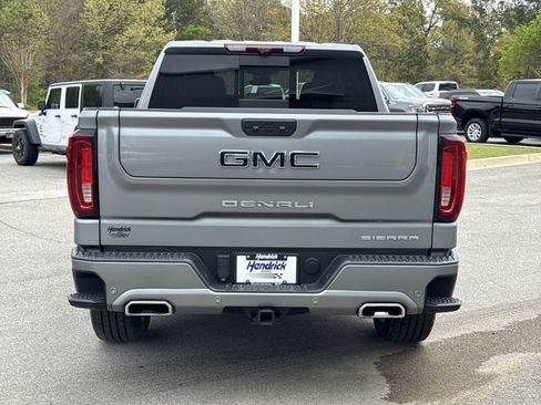 Used 2024 GMC Sierra 1500 Denali image 9