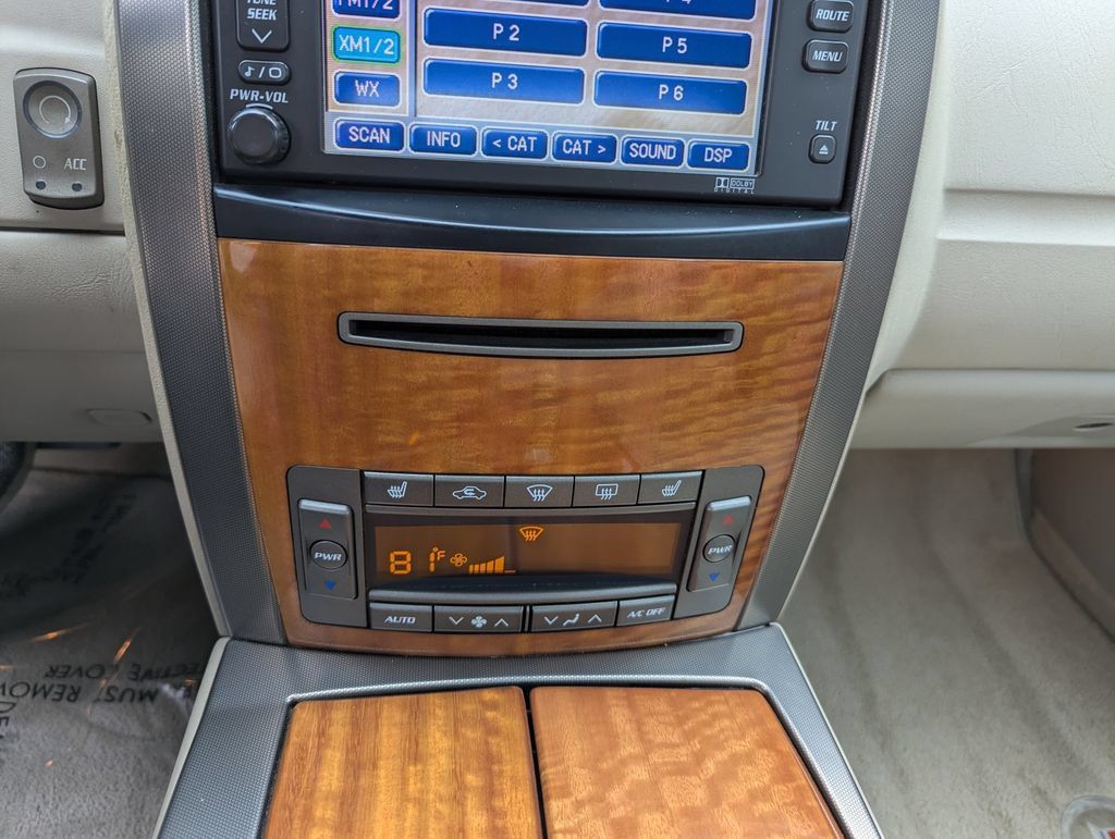Used 2006 Cadillac XLR RWD image 25