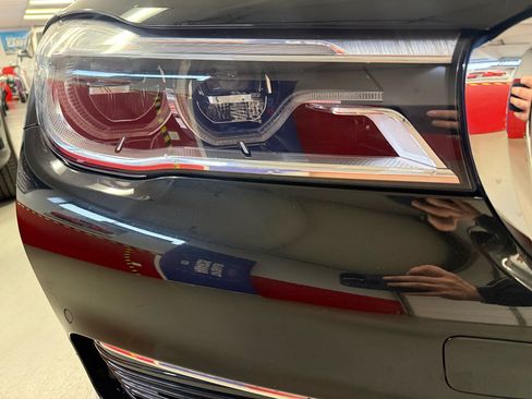 Used 2019 BMW 750i xDrive w/ Executive Package image 21