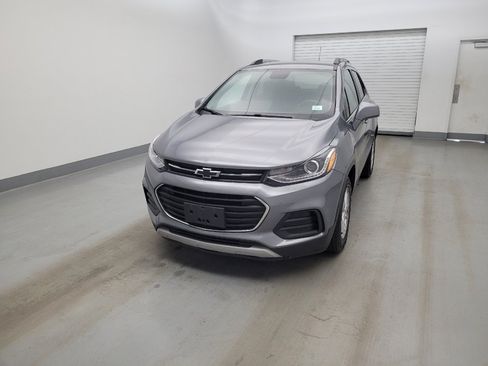 Used 2020 Chevrolet Trax LT w/ LT Convenience Package FWD image 15