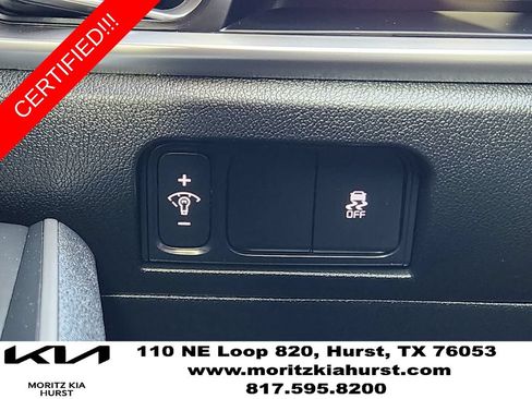 Certified 2026 Kia Sorento LX FWD image 21