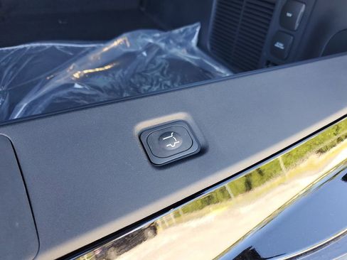 New 2025 Lincoln Navigator L Reserve w/ Jet Appearance Package AWD/4WD image 7