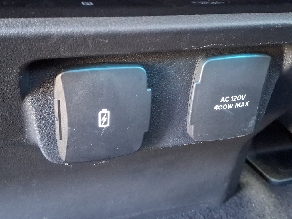 Used 2021 Ford F150 Lariat w/ Equipment Group 502A High AWD/4WD image 12