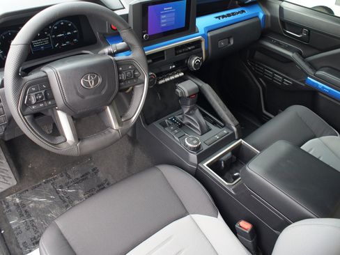 New 2026 Toyota Tacoma SR5 image 18