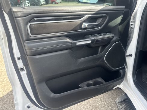 Used 2022 RAM 1500 Laramie w/ Sport Appearance Package AWD/4WD image 3